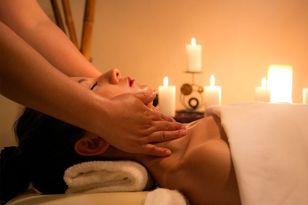 Mehr über den Artikel erfahren Facial Harmony – Wirkungsvolle Meridian-Massage